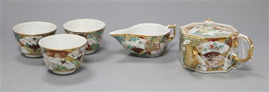 A Japanese tea set